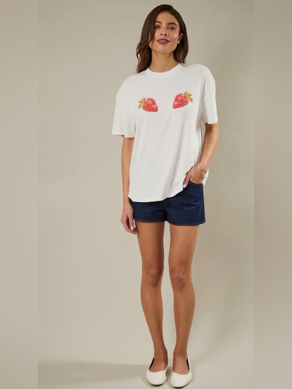 261 White Strawberry Graphic Tee